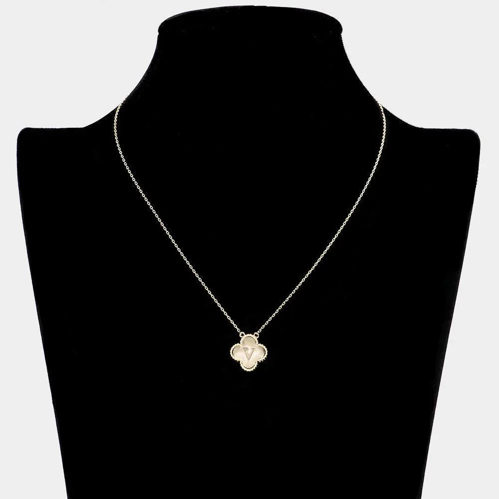 Gold Quatrefoil Initial R Pendant Necklace - Jewelry Store by Erik Rayo