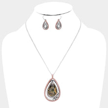 Load image into Gallery viewer, Silver Snake Skin Print Centered Teardrop Metal Pendant Necklace
