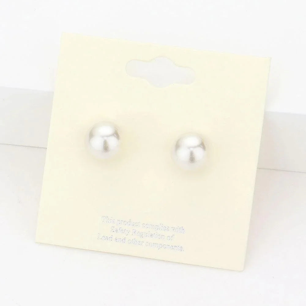 Cream 10mm Pearl stud earrings