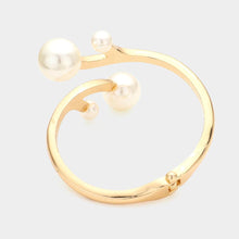 Load image into Gallery viewer, Cream Pearl Accented Meta Twig Hinged Bracelet
