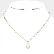 Load image into Gallery viewer, Two Tone Pearl Pendant Metal Bead Link Necklace
