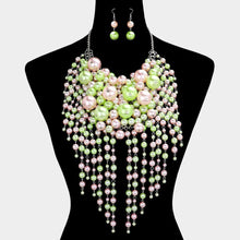Load image into Gallery viewer, Pink Pearl Cluster Statement Necklace
