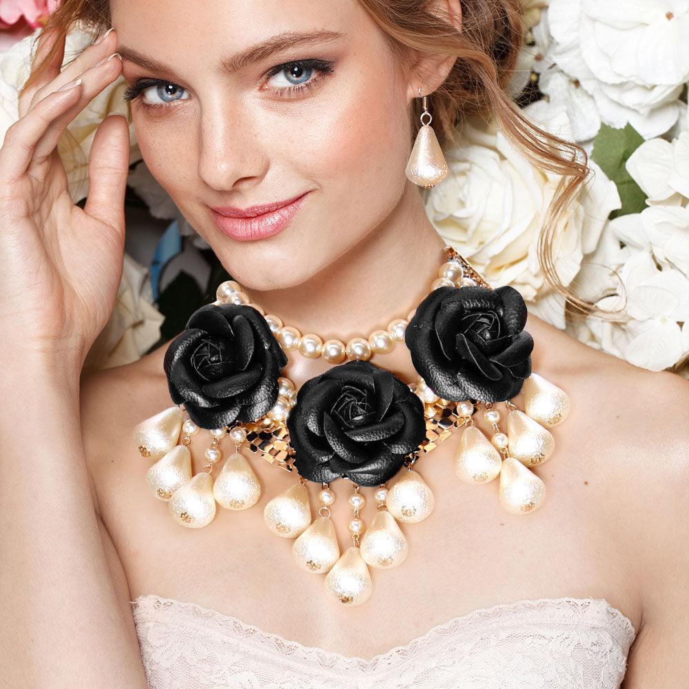 Cream Chunky Rose Pearl Bib Necklace