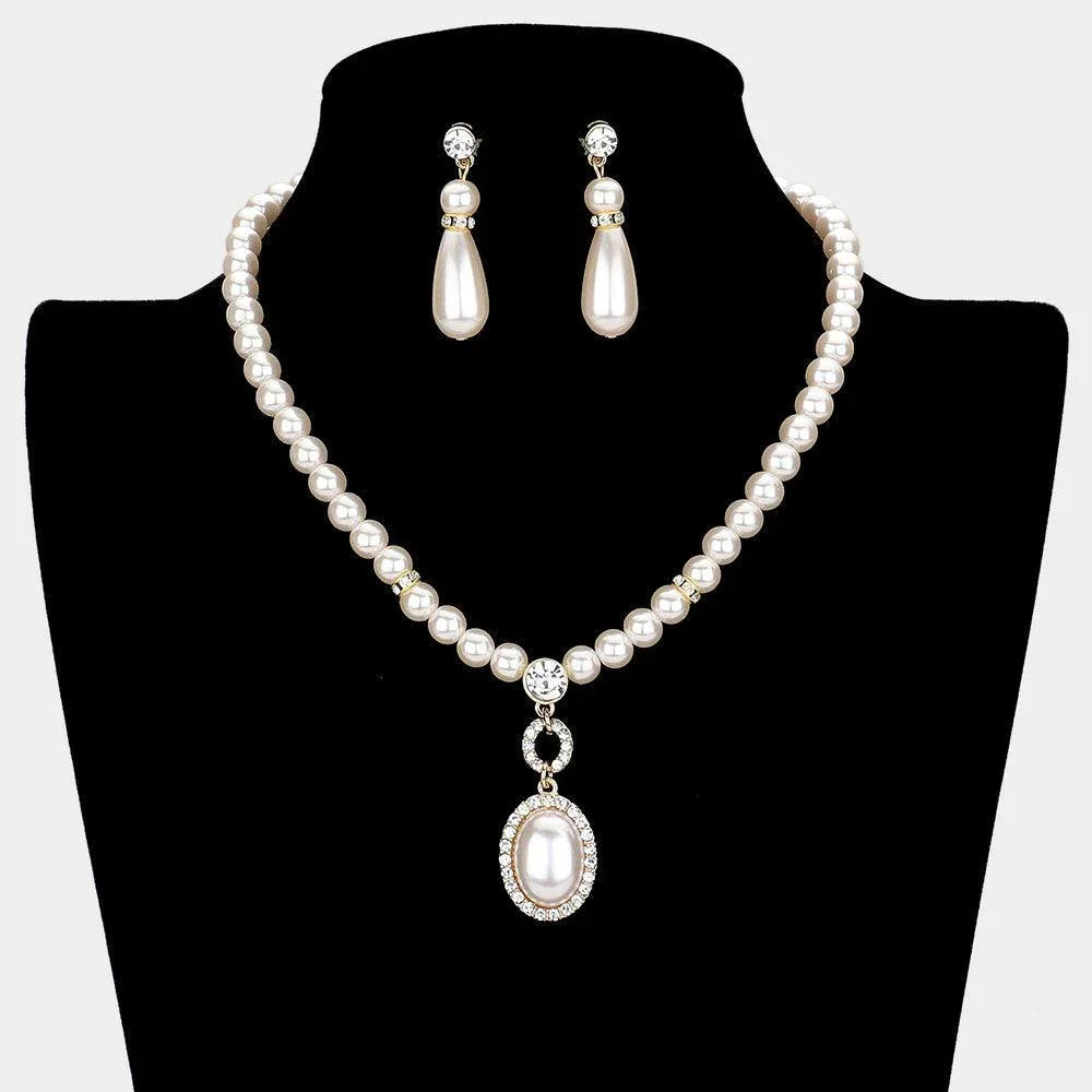 Gold Matriarchal Pearl Necklace - Jewelry Store by Erik Rayo