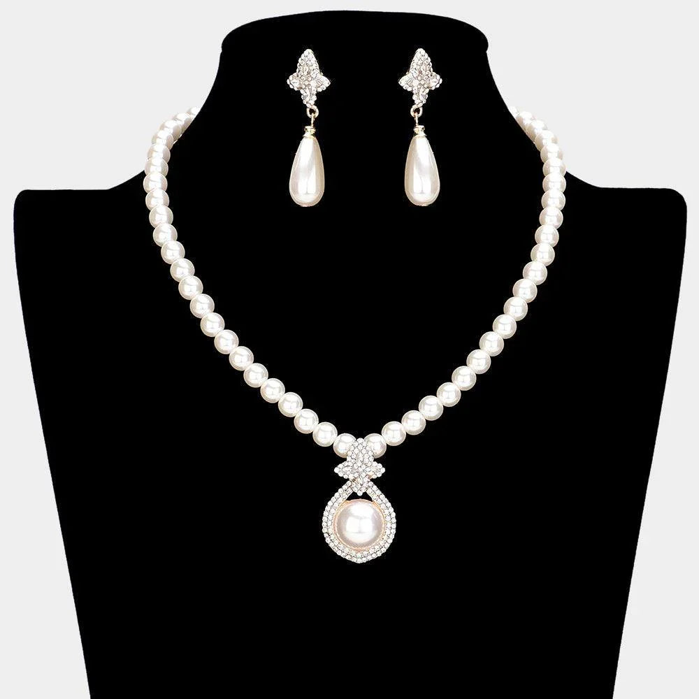 Cream Round Pearl Pointed Pendant Necklace - Jewelry Store by Erik Rayo