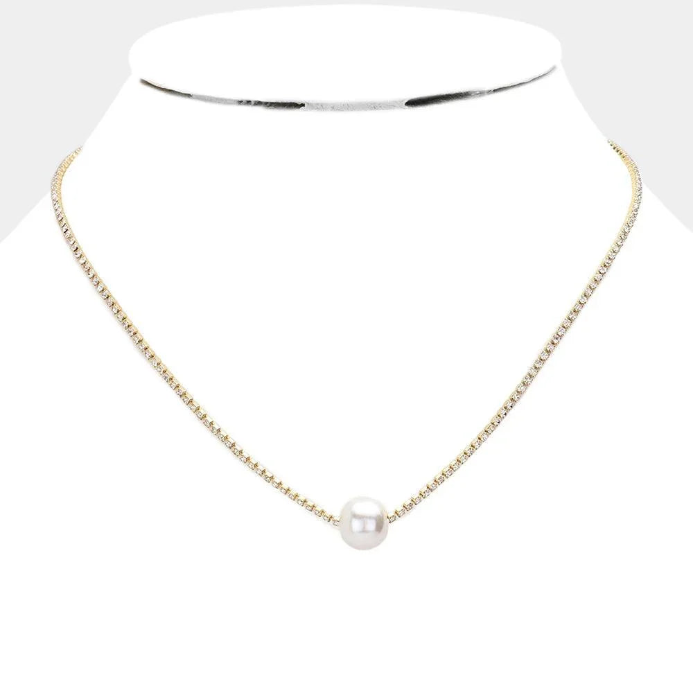 Cream Pearl Pendant Necklace - Jewelry Store by Erik Rayo
