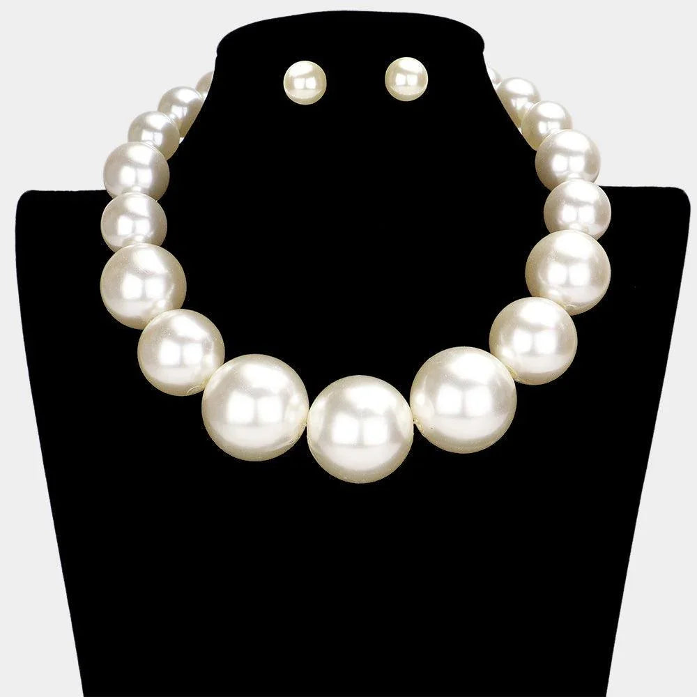Cream Chunky Pearl Necklace - Jewelry Store by Erik Rayo