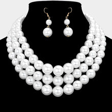 Load image into Gallery viewer, White 3Row Strand Pearl Necklace
