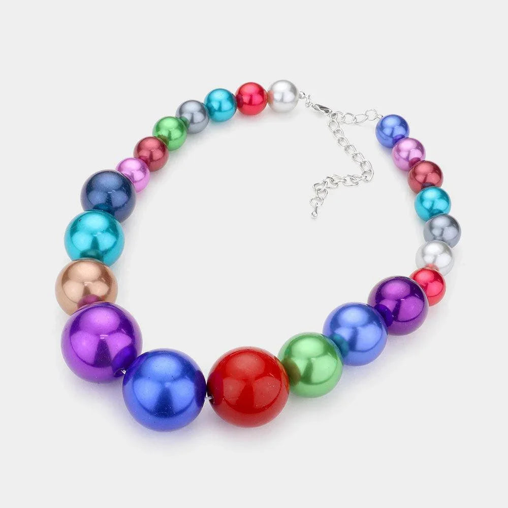 Pearl Necklace - Jewelry Store by Erik Rayo