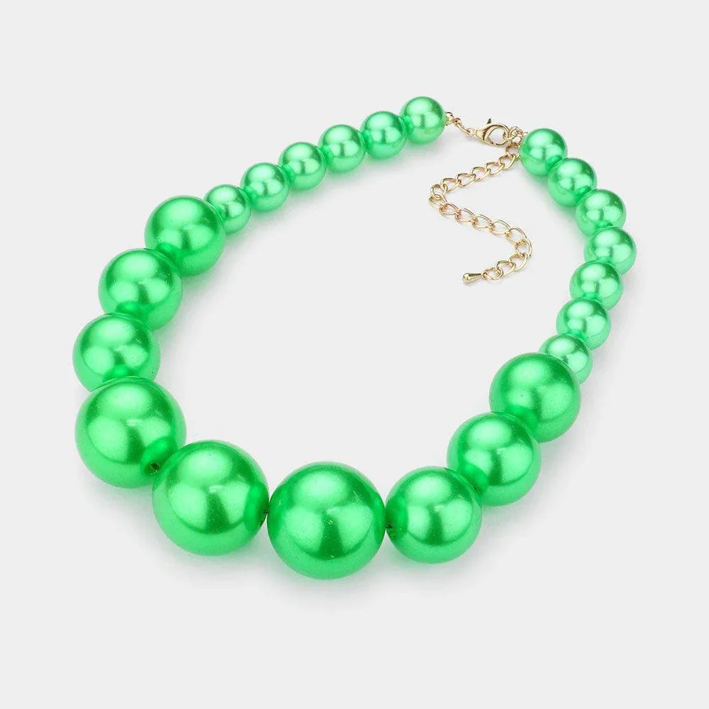 Green Pearl Necklace - Jewelry Store by Erik Rayo