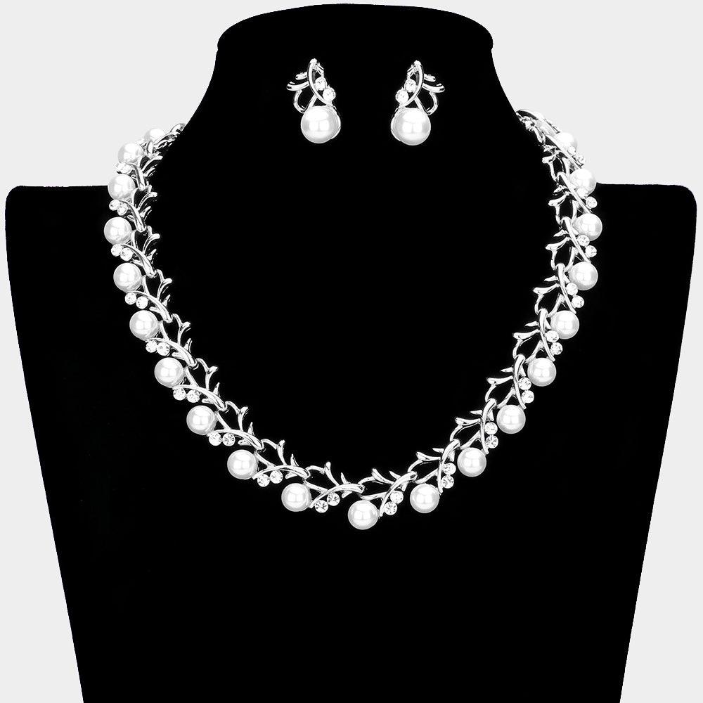 White Rhinestone Pearl Accented Necklace