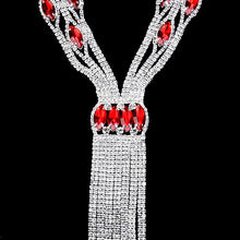 Load image into Gallery viewer, Silver Rhinestone Trim Crystal Oval Fringe Necklace
