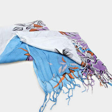 Load image into Gallery viewer, White Flower Print Fringe Scarf
