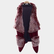 Load image into Gallery viewer, Navy Solid Color Faux Fur Trim Detail Vest
