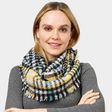 Load image into Gallery viewer, Black Plaid Check Patterned Infinity Scarf
