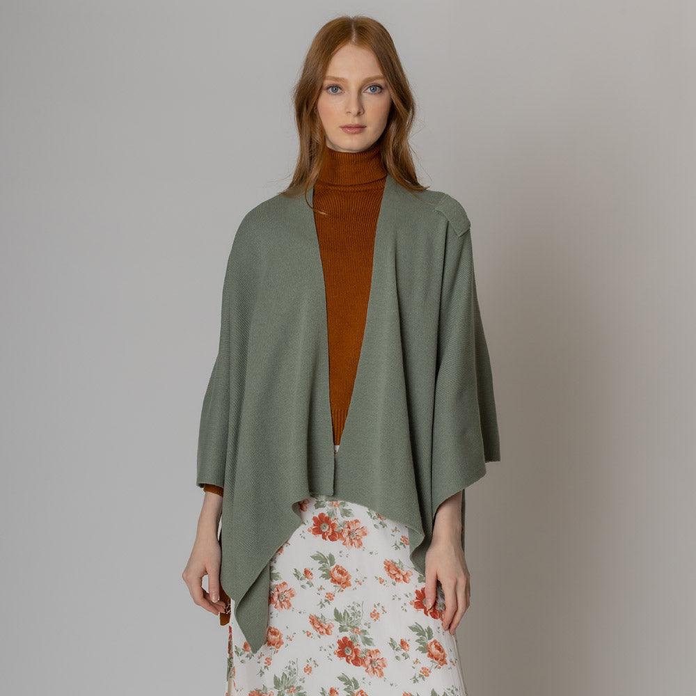 Green Solid Shoulder Strap Ruana Poncho