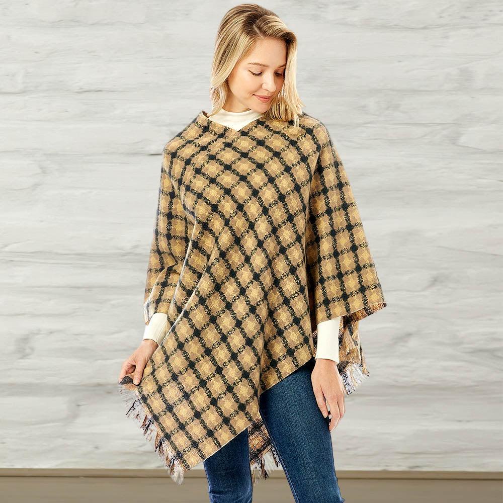 Beige Diamond Pattern Knitted Poncho - Jewelry Store by Erik Rayo