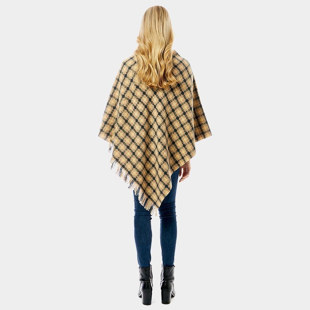 Beige Diamond Pattern Knitted Poncho - Jewelry Store by Erik Rayo