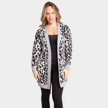 Load image into Gallery viewer, Gray Leopard Pattern Pocket Cardigan
