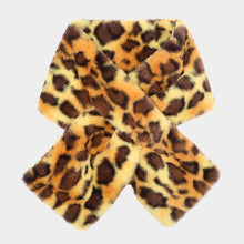 Load image into Gallery viewer, Yellow Leopard Pattern Faux Fur Pull Through Scarf
