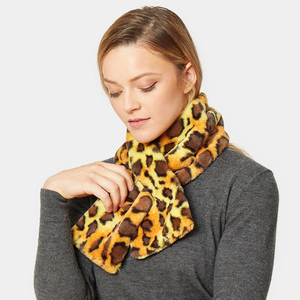 Yellow Leopard Pattern Faux Fur Pull Through Scarf