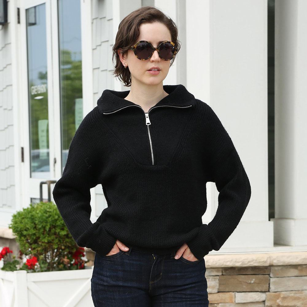 Black Solid Color Zipper Turtleneck Sweater Top