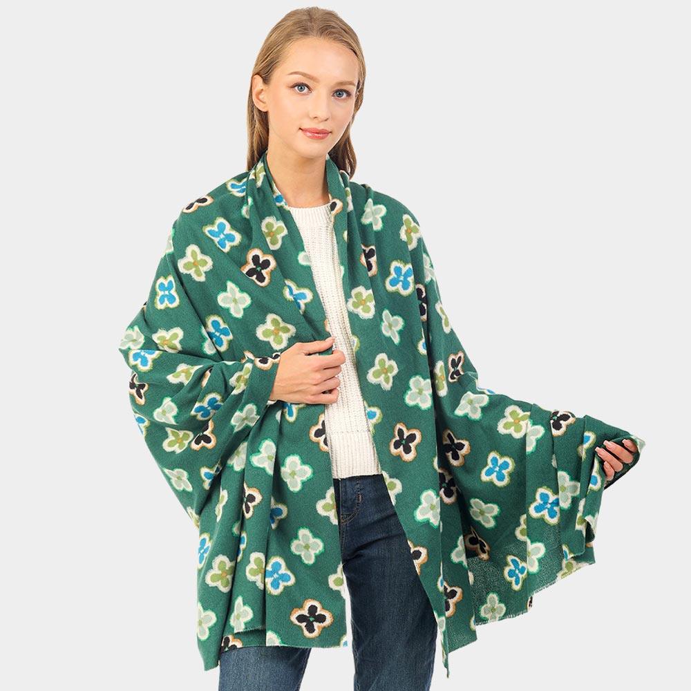 Green Multi Colored Quatrefoil Printed Oblong Scarf