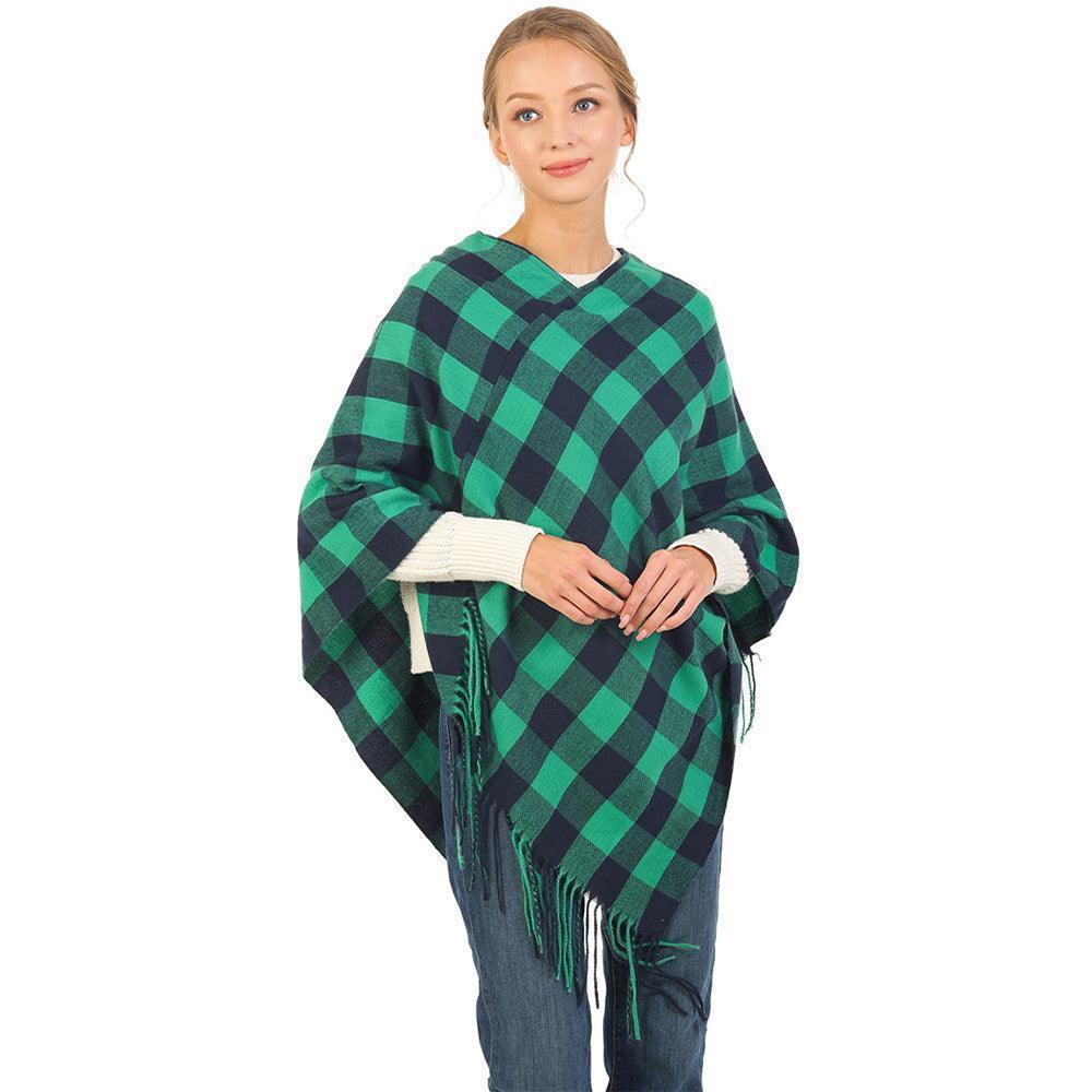 Green Buffalo Plaid Pattern Soft Poncho - Jewelry Store by Erik Rayo