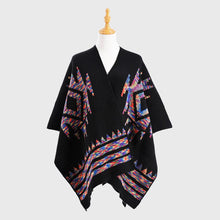 Load image into Gallery viewer, Black Boho Patterned Front Pockets Poncho
