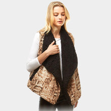 Load image into Gallery viewer, Beige Snake Skin Fur Lining Vest
