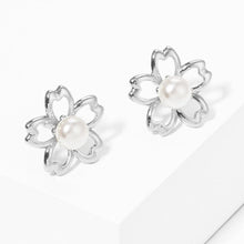 Load image into Gallery viewer, Silver White Gold Dipped Flower Pearl Stud Earrings
