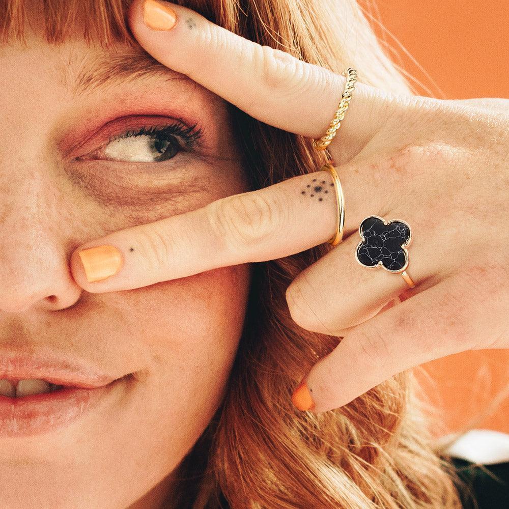 Black 3PCS Semi Precious Quatrefoil Metal Band Mixed Rings - Jewelry Store by Erik Rayo