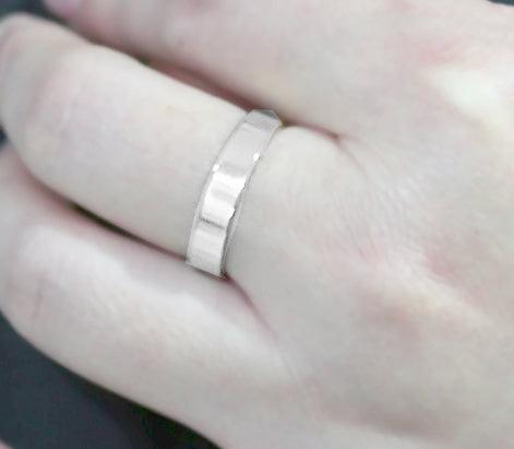 Anillo Color Plata Para Hombres de Acero Inoxidable Banda Delgada - Jewelry Store by Erik Rayo