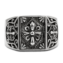 Load image into Gallery viewer, Anillo Color Plata Para Hombres y Ninos de Acero Inoxidable Cruz Medieval Antigua - Jewelry Store by Erik Rayo
