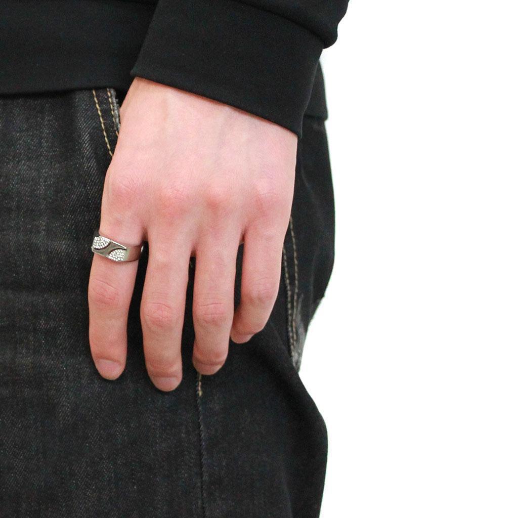 Anillo Color Plata Para Hombres de Acero Inoxidable de Zeta - Jewelry Store by Erik Rayo