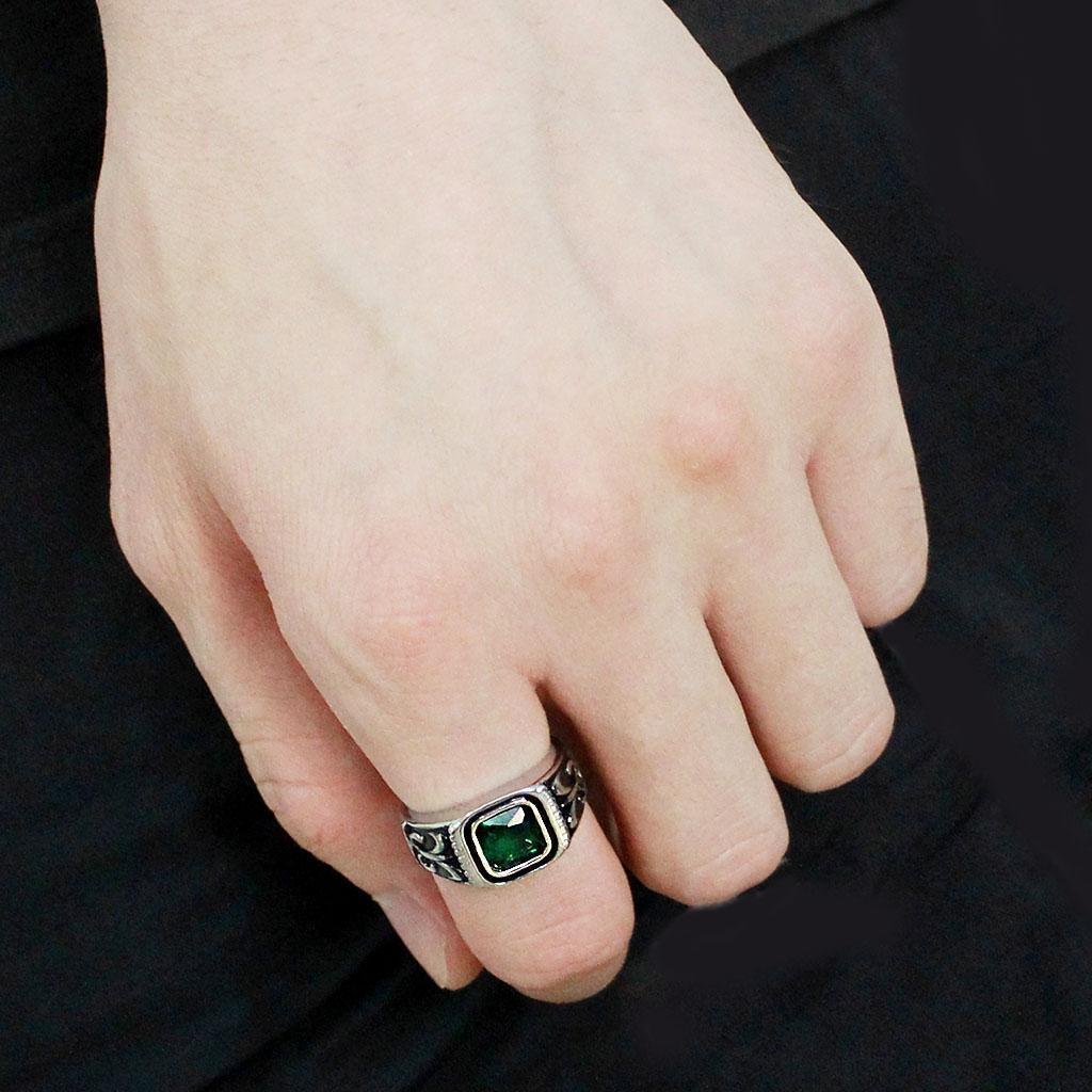 Anillo Color Plata Para Hombres de Acero Inoxidable Esmeralda Verde con Patron - Jewelry Store by Erik Rayo
