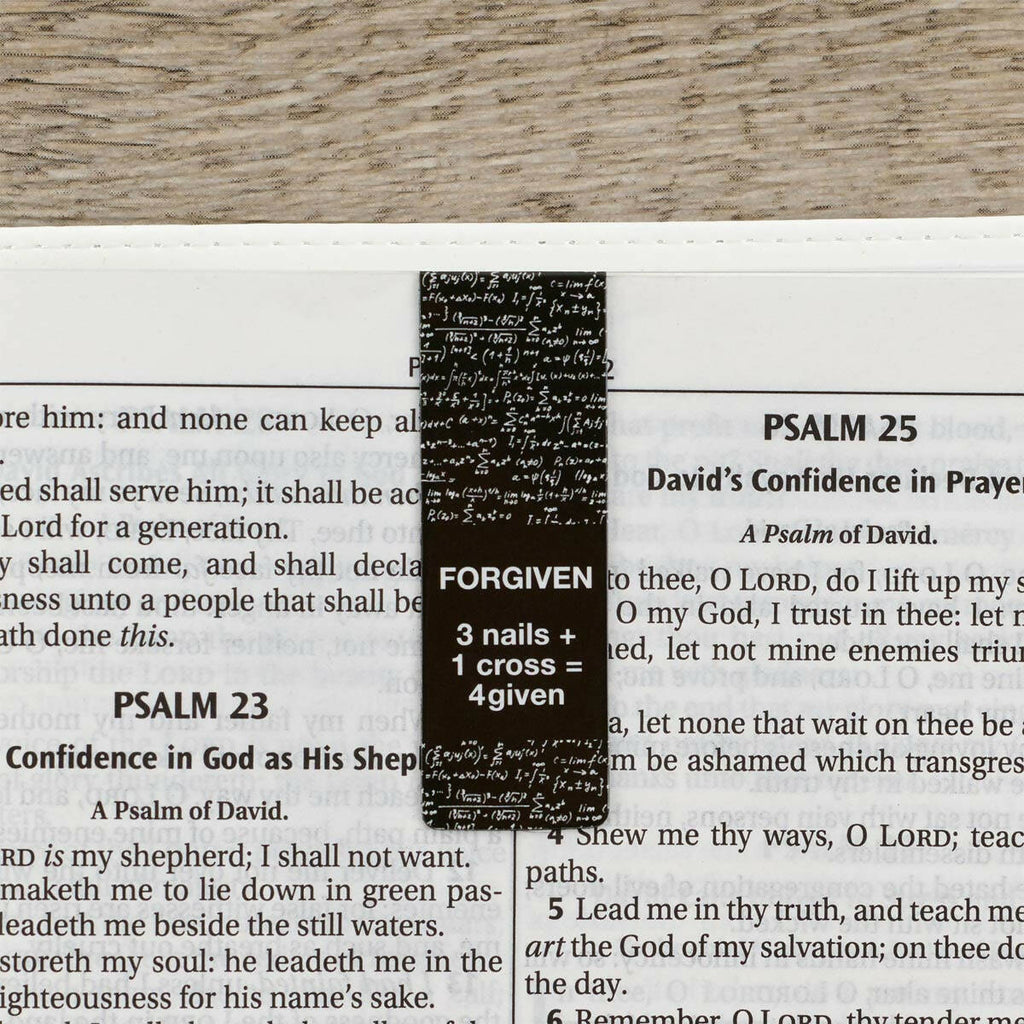 Magnetic Bookmark Set Cross