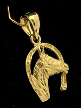 Load image into Gallery viewer, 14k Yellow Gold Solid Horse Face Horse Shoe Charm Pendant 1 gram
