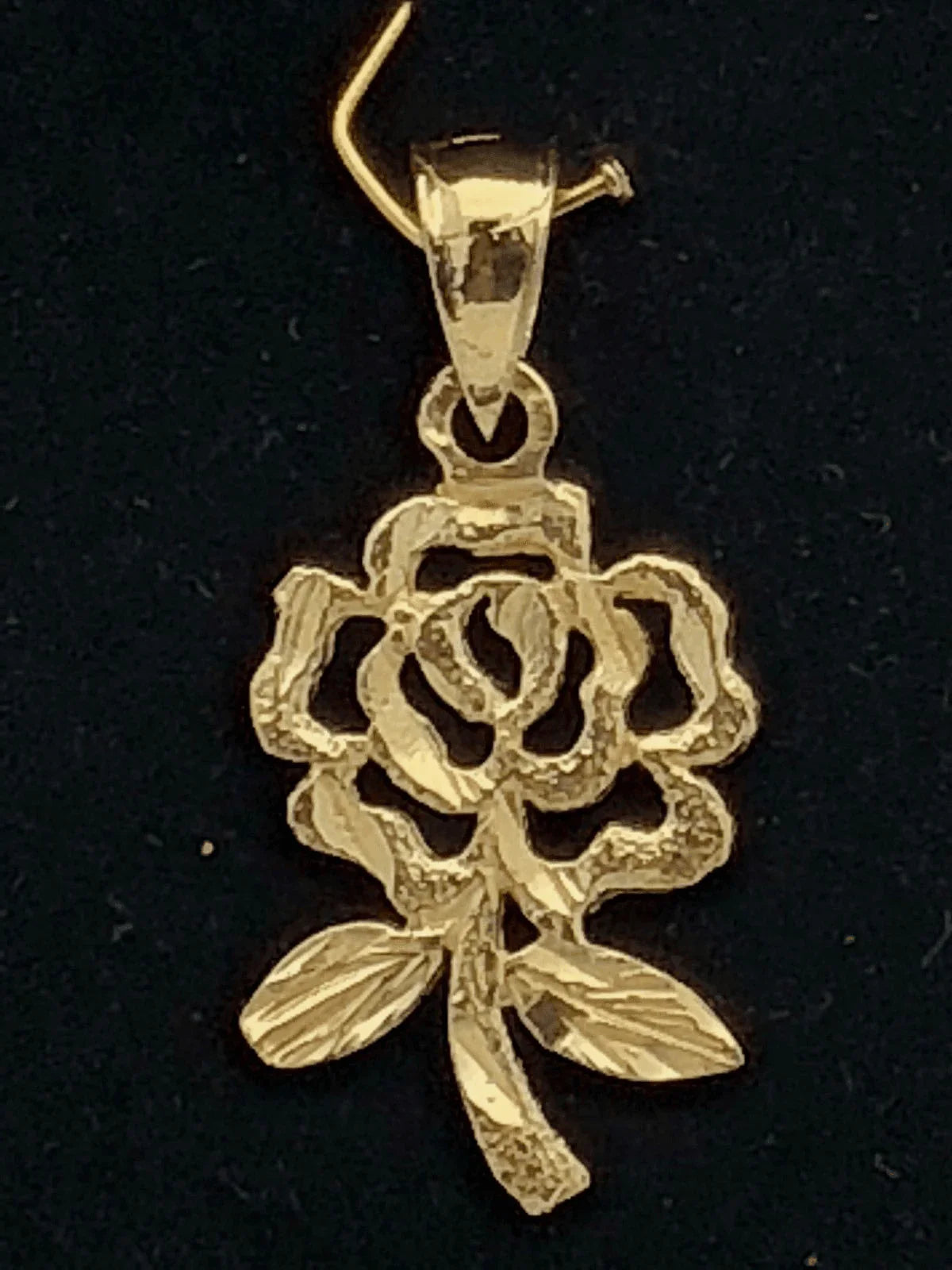 14k Yellow Gold Solid Diamond Cut Rose Flower Charm Pendant 1.1 grams - Jewelry Store by Erik Rayo