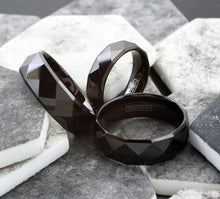 Load image into Gallery viewer, Men&#39;s Wedding Band 6mm Black Multi-Faceted Ring for Men and Women
