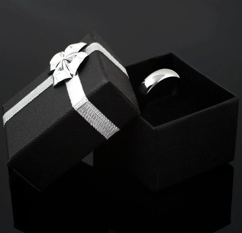 Wedding Band 925 Italian Sterling Silver Polished 4mm Classic Ring for Men and Women - Jewelry Store by Erik Rayo