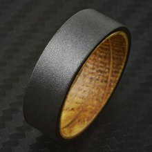 Load image into Gallery viewer, Black Tungten Wedding Band with Whiskey-Barrel Oak Wood - Sandlast Finish 8mm
